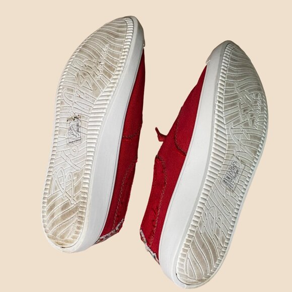 Blowfish Red Canvas slip in Sneakers Womens size 7 - Picture 7 of 7